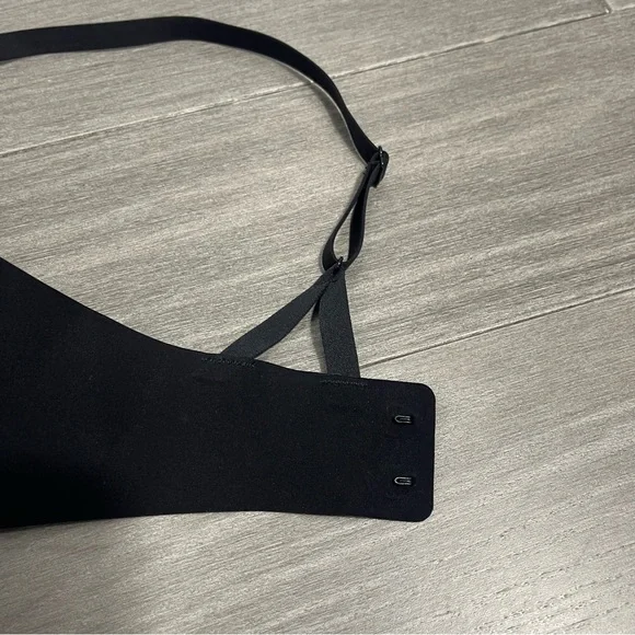 Lululemon Take Shape Bra in Black Padded Push Up Wireless Wire Free Bralette 32C - Picture 13 of 15